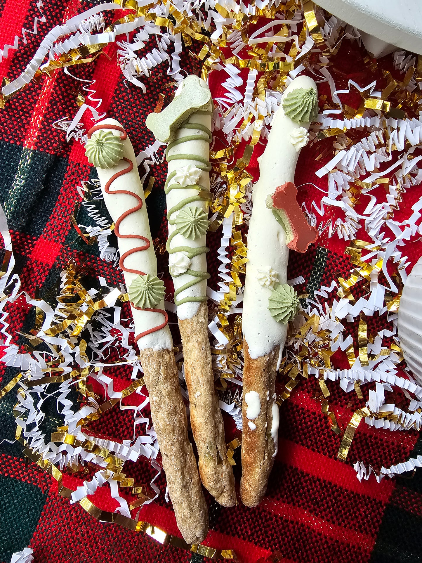 Christmas Dipped Pretzels